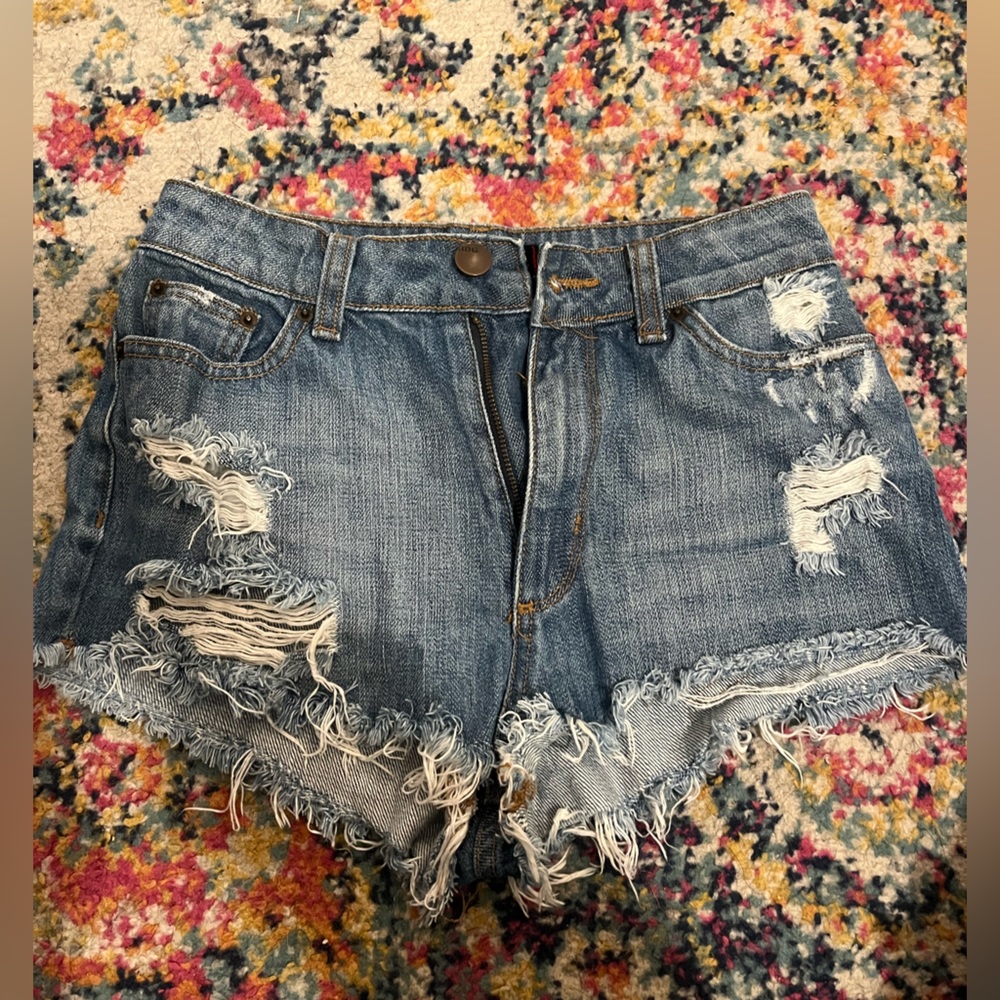 Urban Outfitters (BDG.) size 26 High Rise Cheeky denim shorts